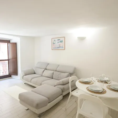 アパート In Centro Storico A カリアリ